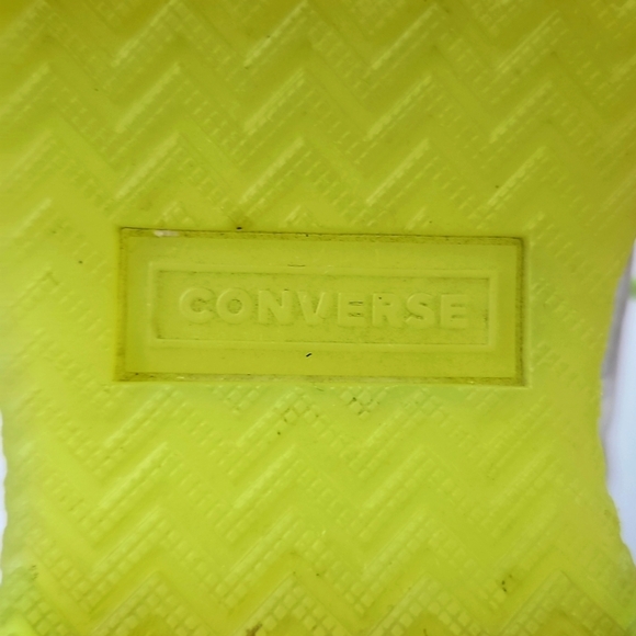 Converse Voltage Green & White Women's Sneakers Size 6.5 - Picture 2 of 6
